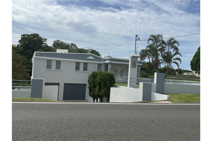 Casa en venta en Barrio - Arenales Altos